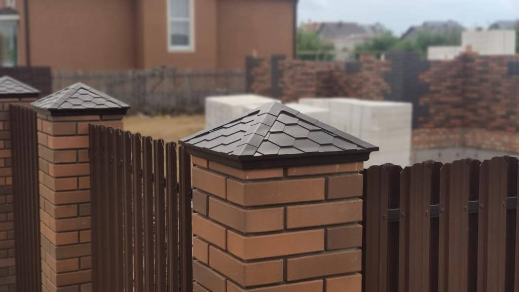 Колпак Zking Эверест Коричневый на столб 1.5х1.5 кирпича (390х390мм) в Калининграде фото